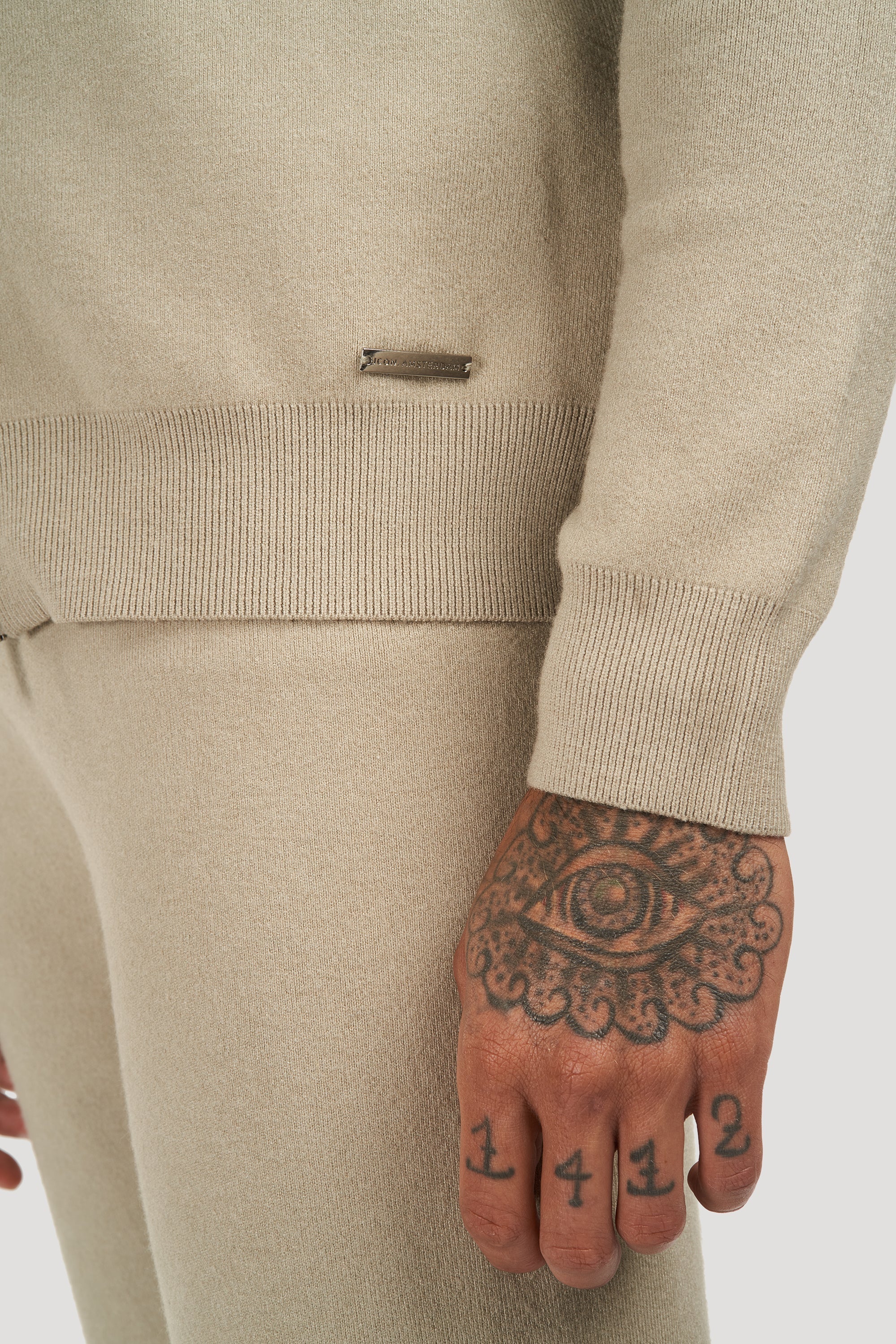 Adrien – Hoodie d’Exception en Cachemire pour Homme