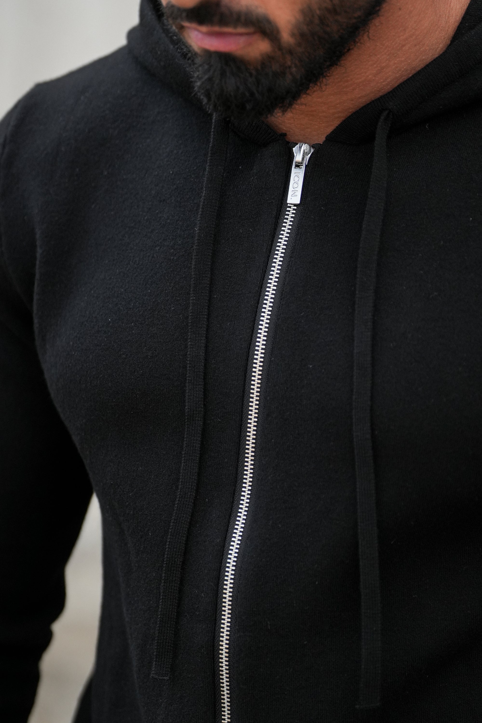 Adrien – Hoodie d’Exception en Cachemire pour Homme
