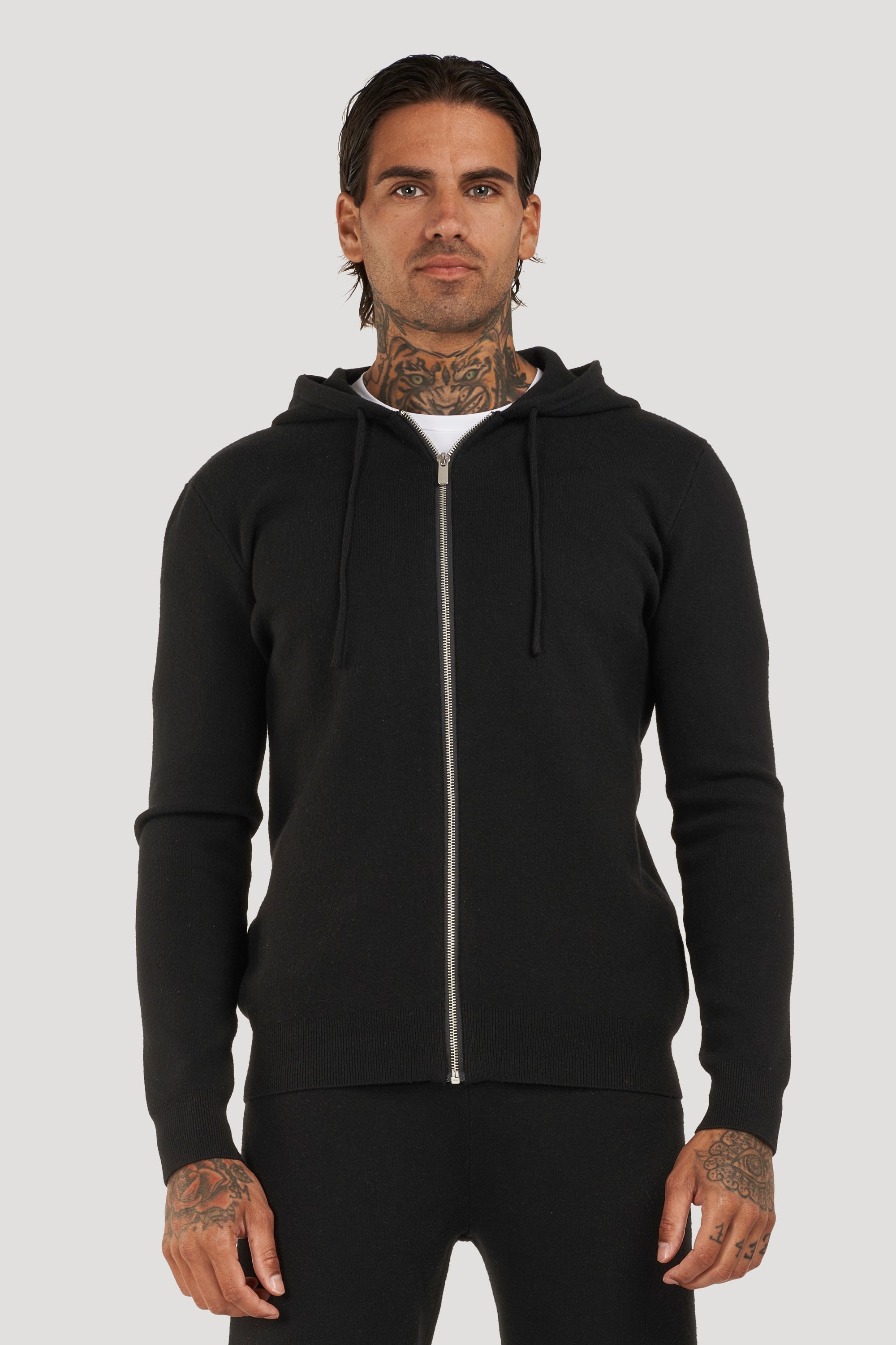 Adrien – Hoodie d’Exception en Cachemire pour Homme