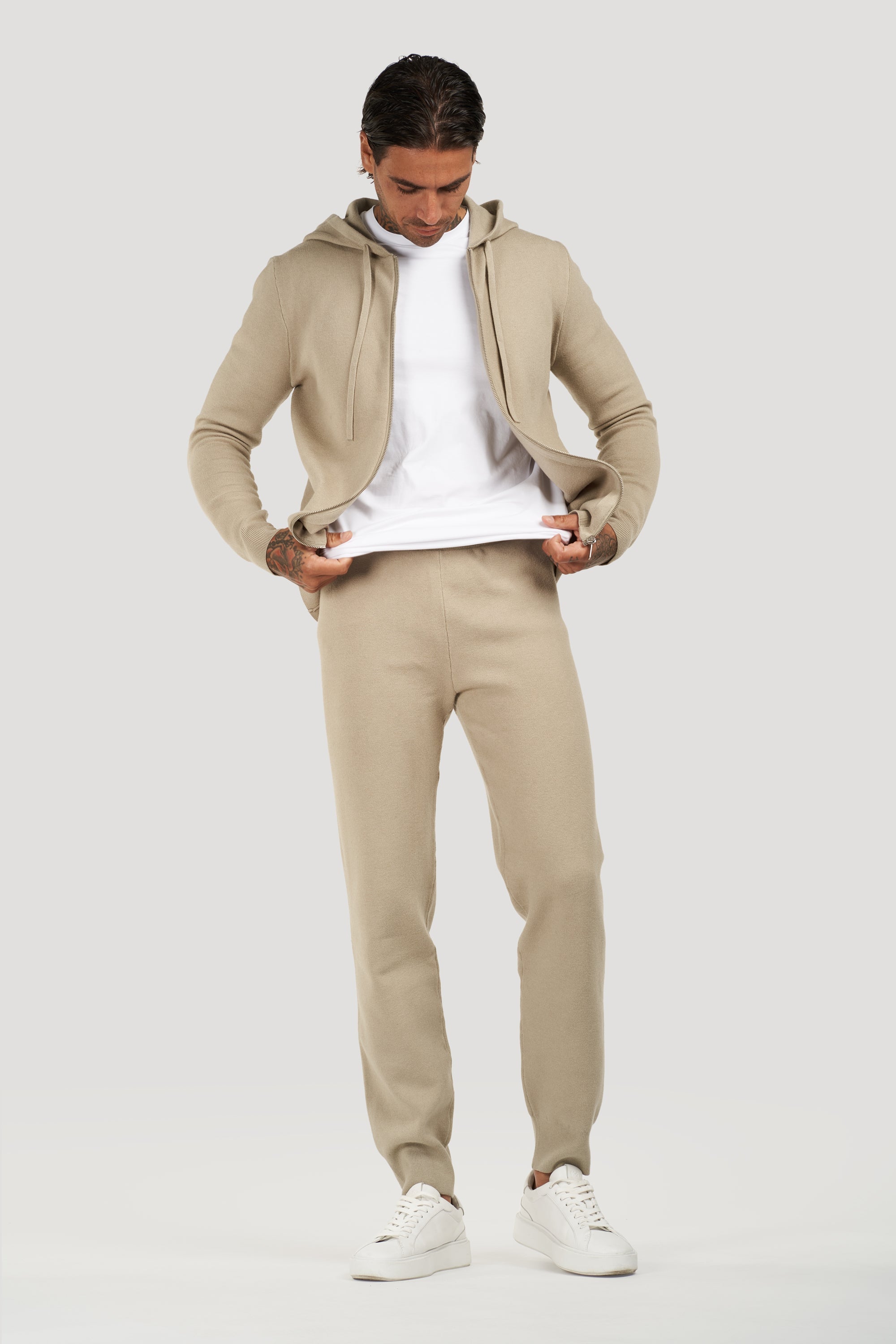 Adrien – Hoodie d’Exception en Cachemire pour Homme