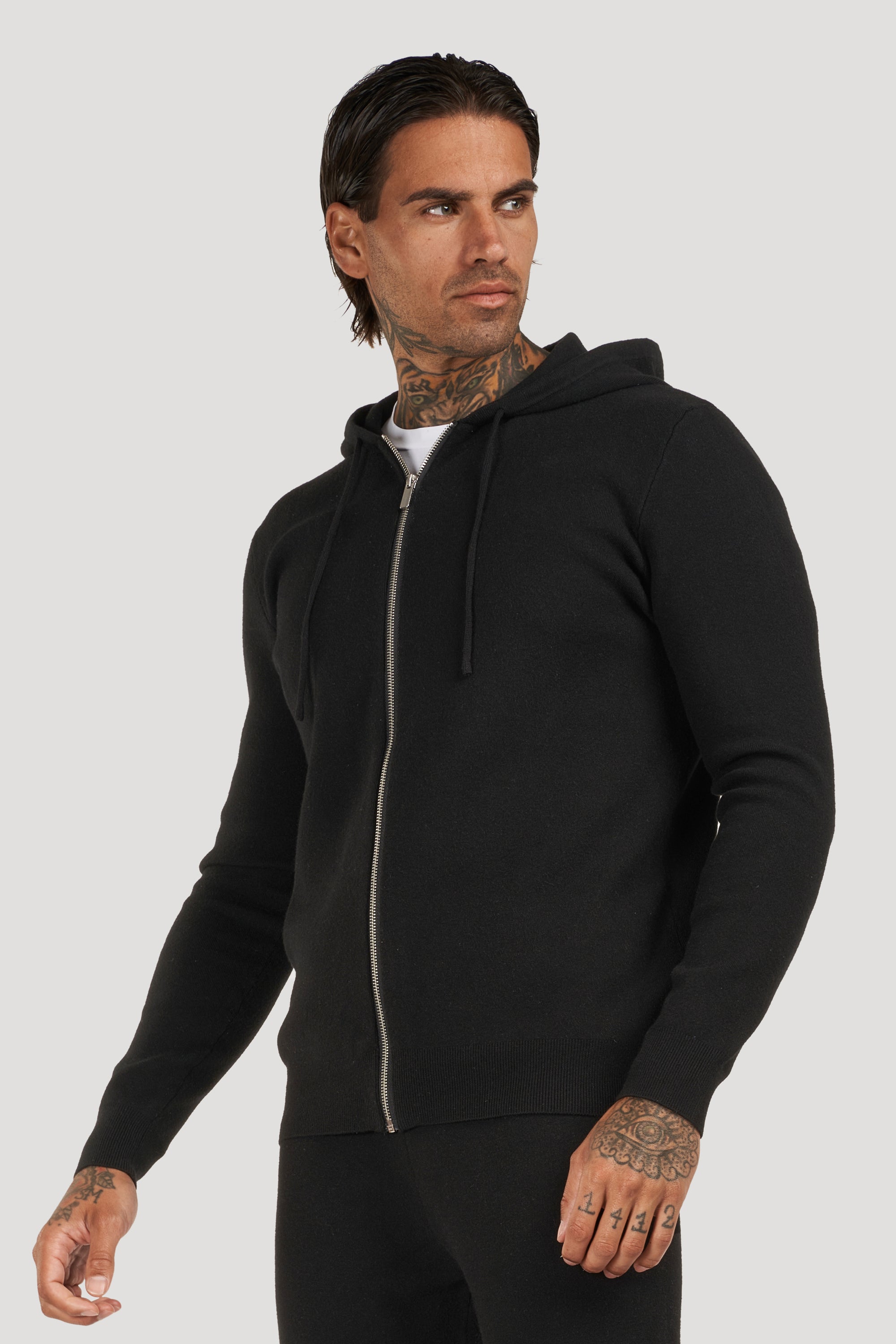 Adrien – Hoodie d’Exception en Cachemire pour Homme
