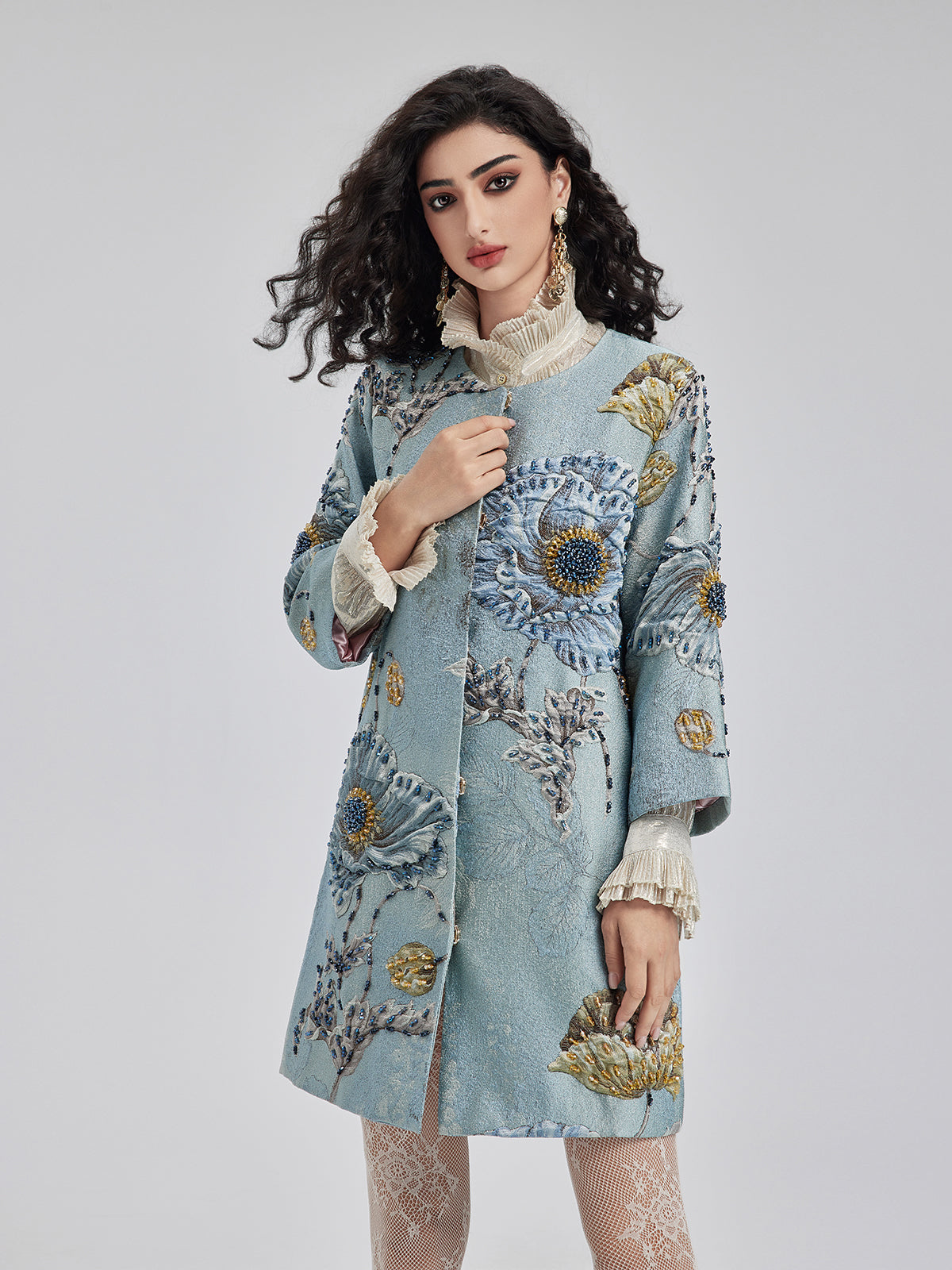 Aurélie – Veste Femme Brodée à Fleurs en Perles 3D